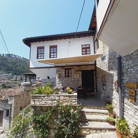 Guest House J.Prifti Berat Ngoại thất bức ảnh