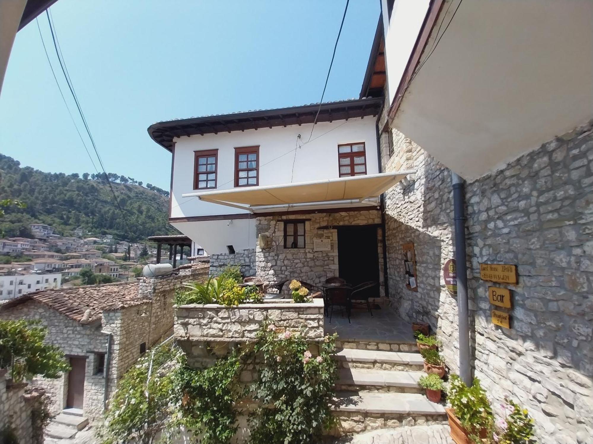 Guest House J.Prifti Berat Ngoại thất bức ảnh