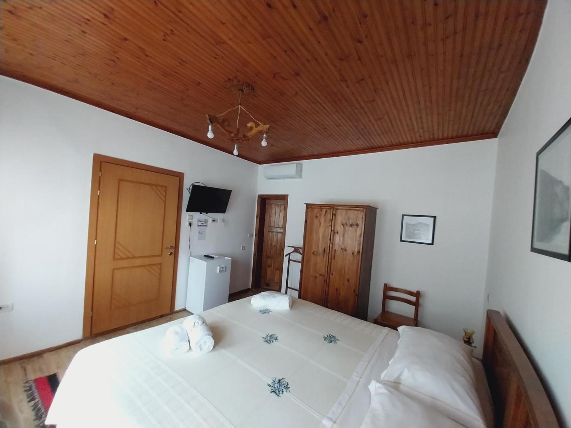Guest House J.Prifti Berat Phòng bức ảnh