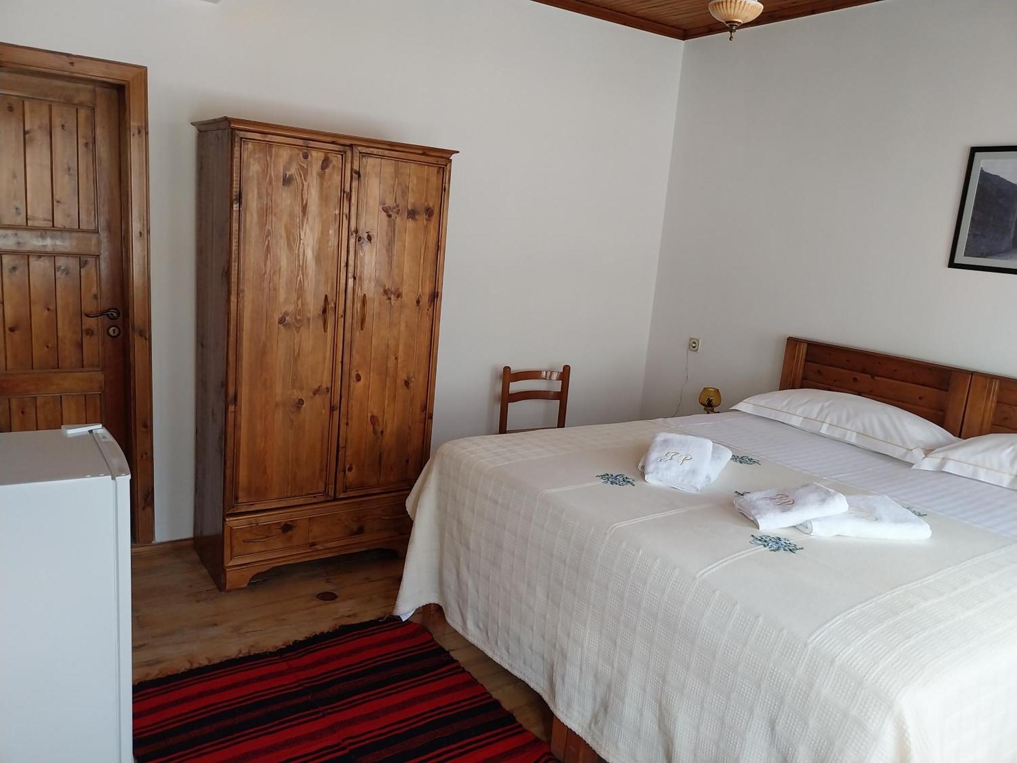 Guest House J.Prifti Berat Ngoại thất bức ảnh