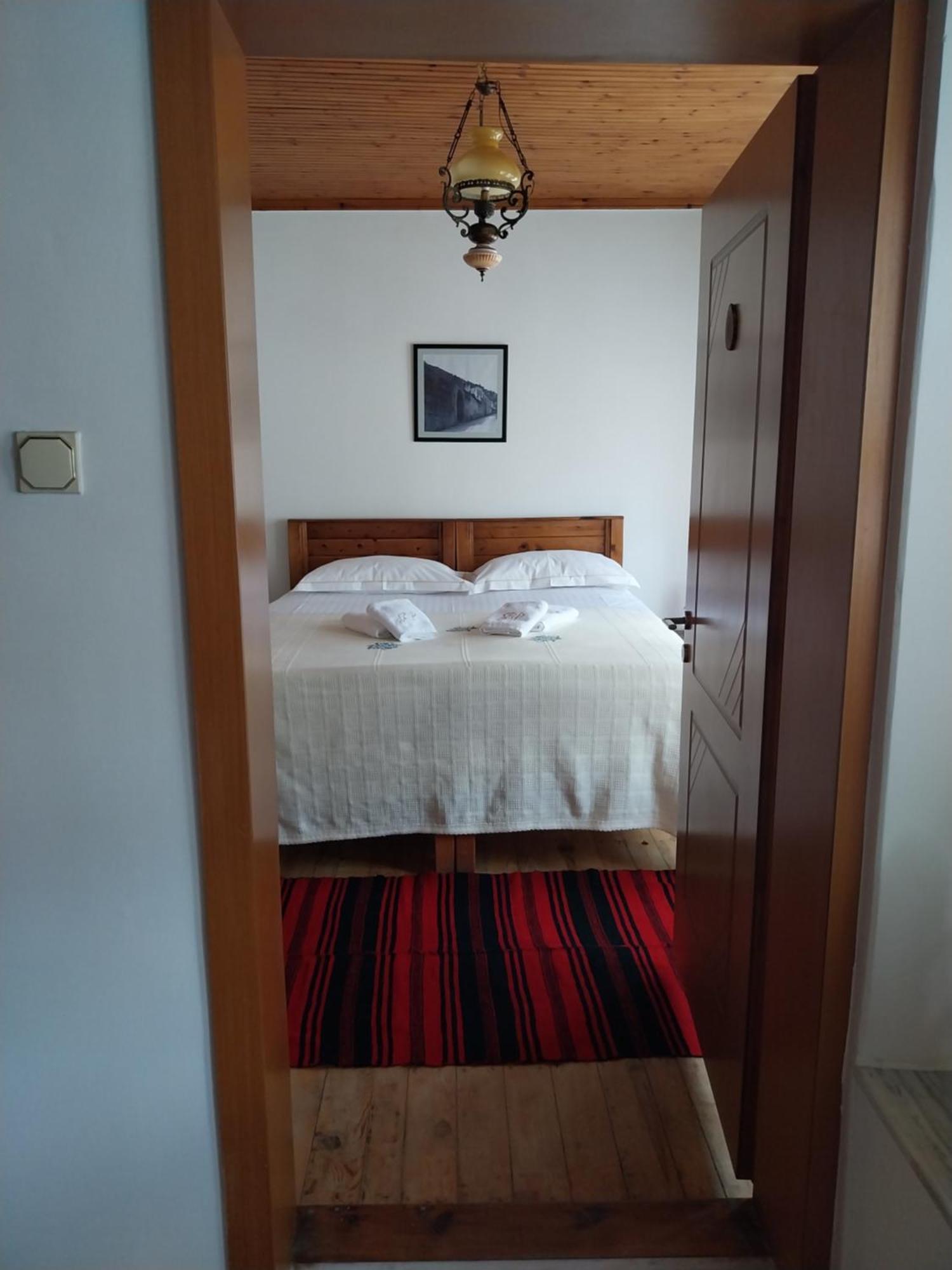 Guest House J.Prifti Berat Ngoại thất bức ảnh