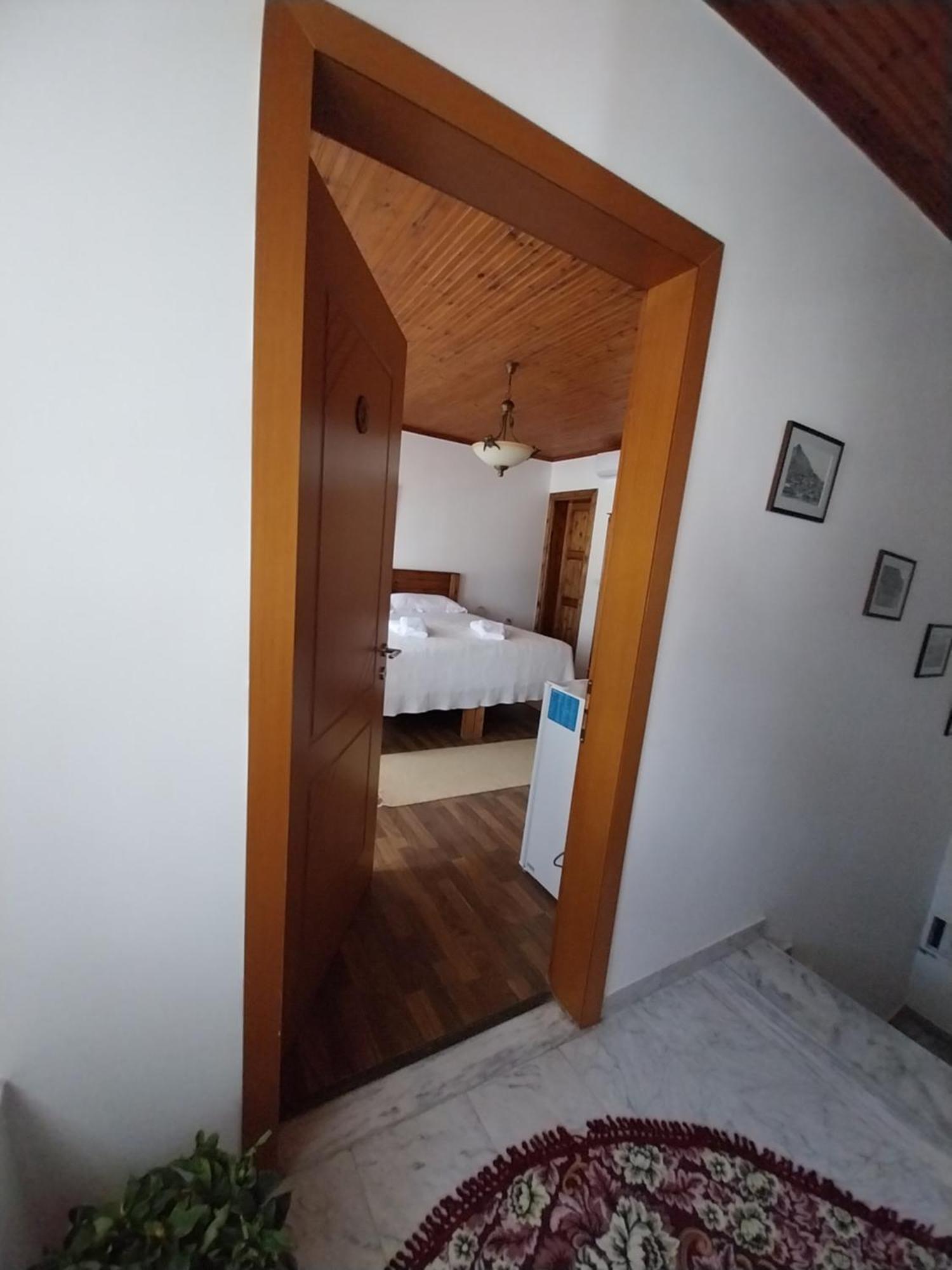 Guest House J.Prifti Berat Ngoại thất bức ảnh