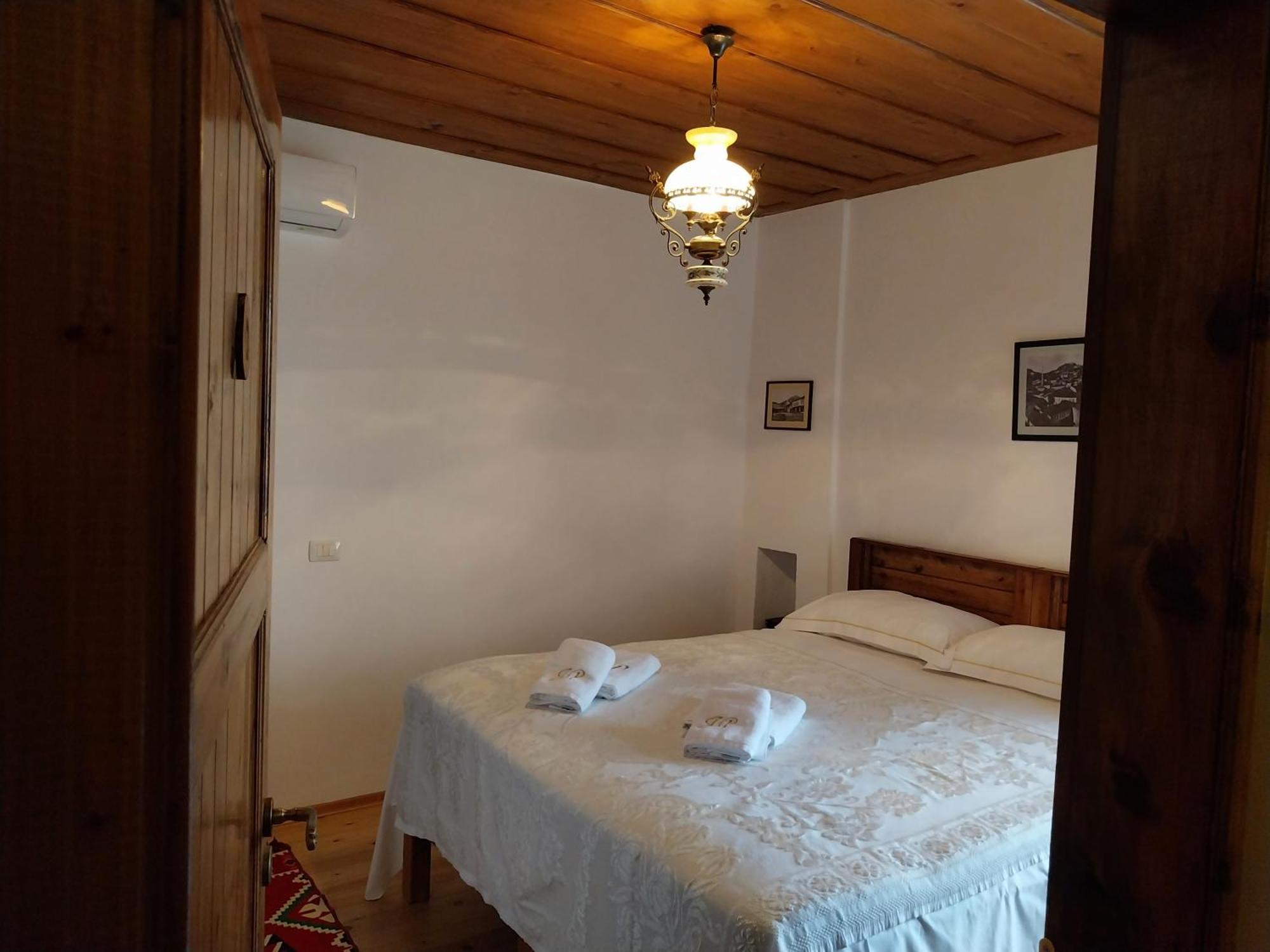 Guest House J.Prifti Berat Ngoại thất bức ảnh